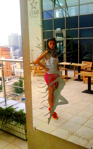 Decorating the walls on the terrace with mirrors, mirror lamps in the Olimpiysky shopping center. 2013.